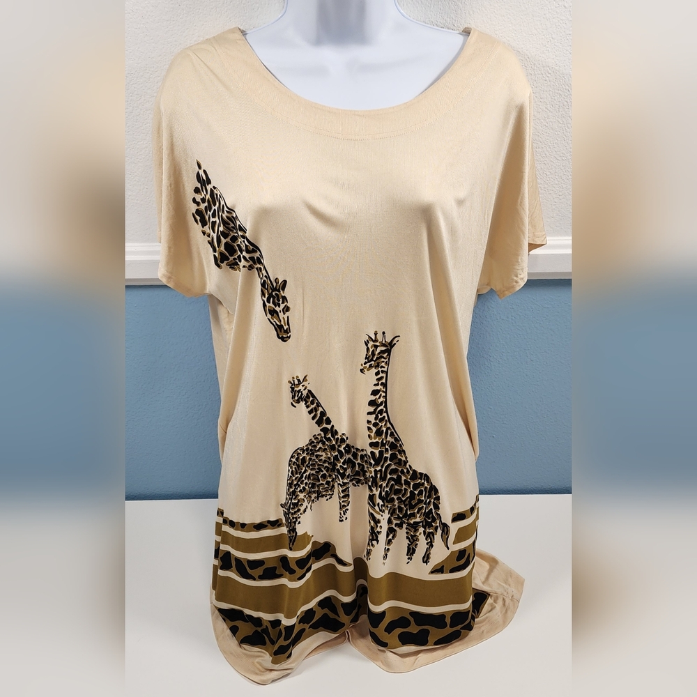 Apart Giraffe Motif Women's Top/Blouse Tan 100% Silk Size‎ L